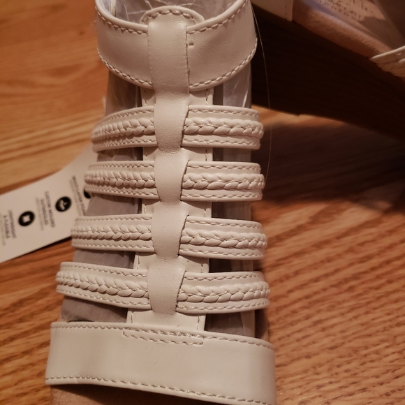 Kim Rogers Sandles - Picture 2 of 5